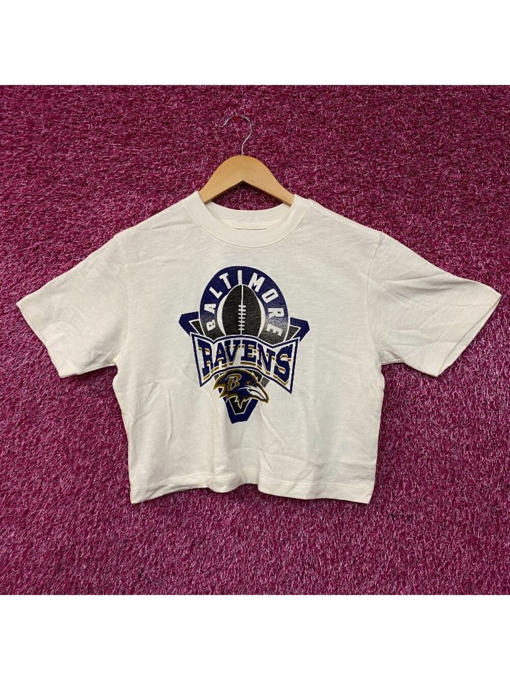 Junk Food Clothing Baltimore Ravens Women's Mock Neck Crop T-Shirt XS